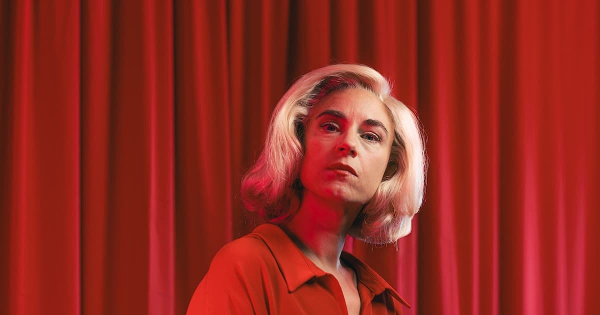 Tickets voor The Second Woman bij VIERNULVIER